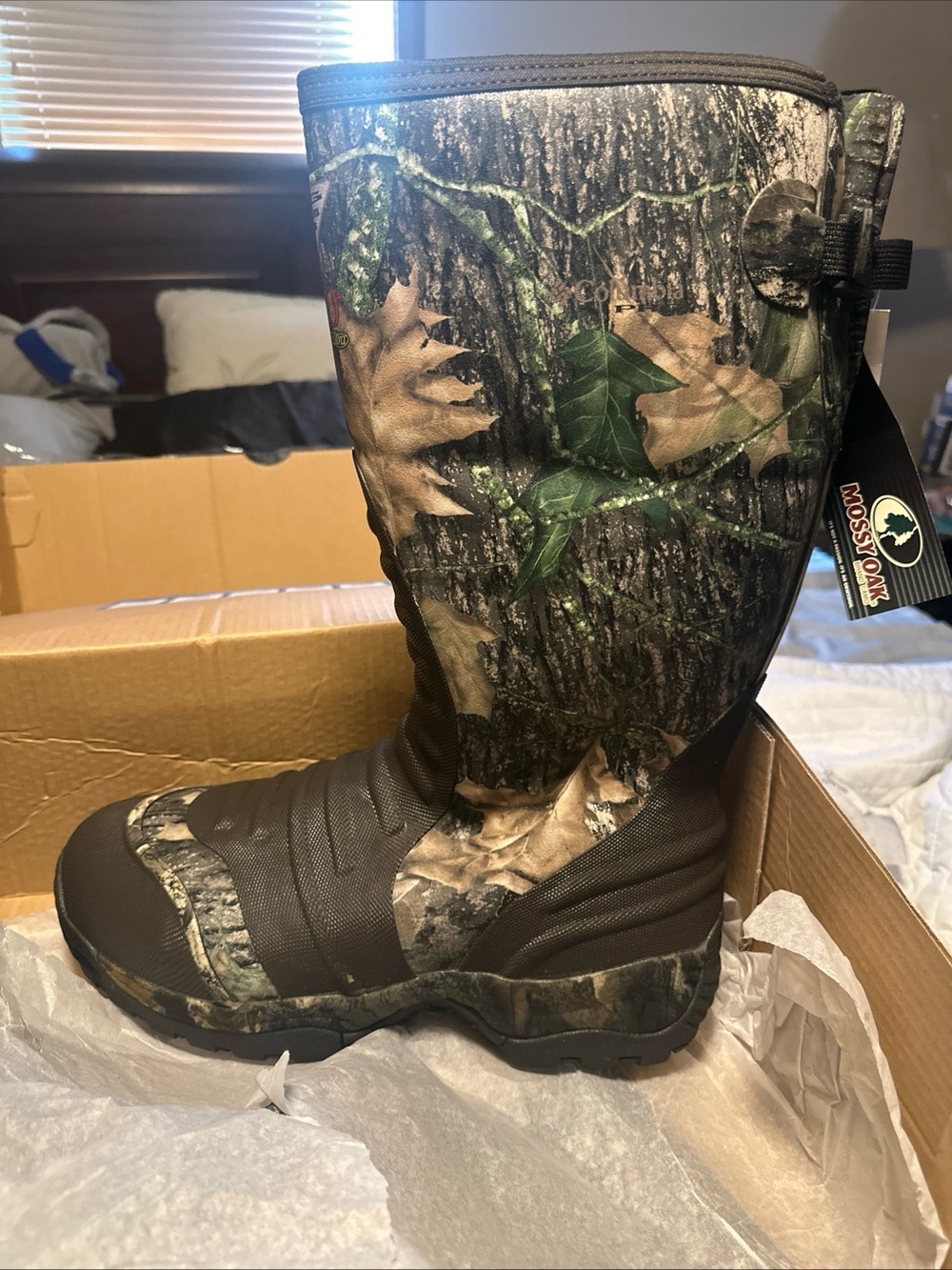 Columbia Mossy Oak Camo Waterproof Hunting Boot - 12 gram insulation - Size 14